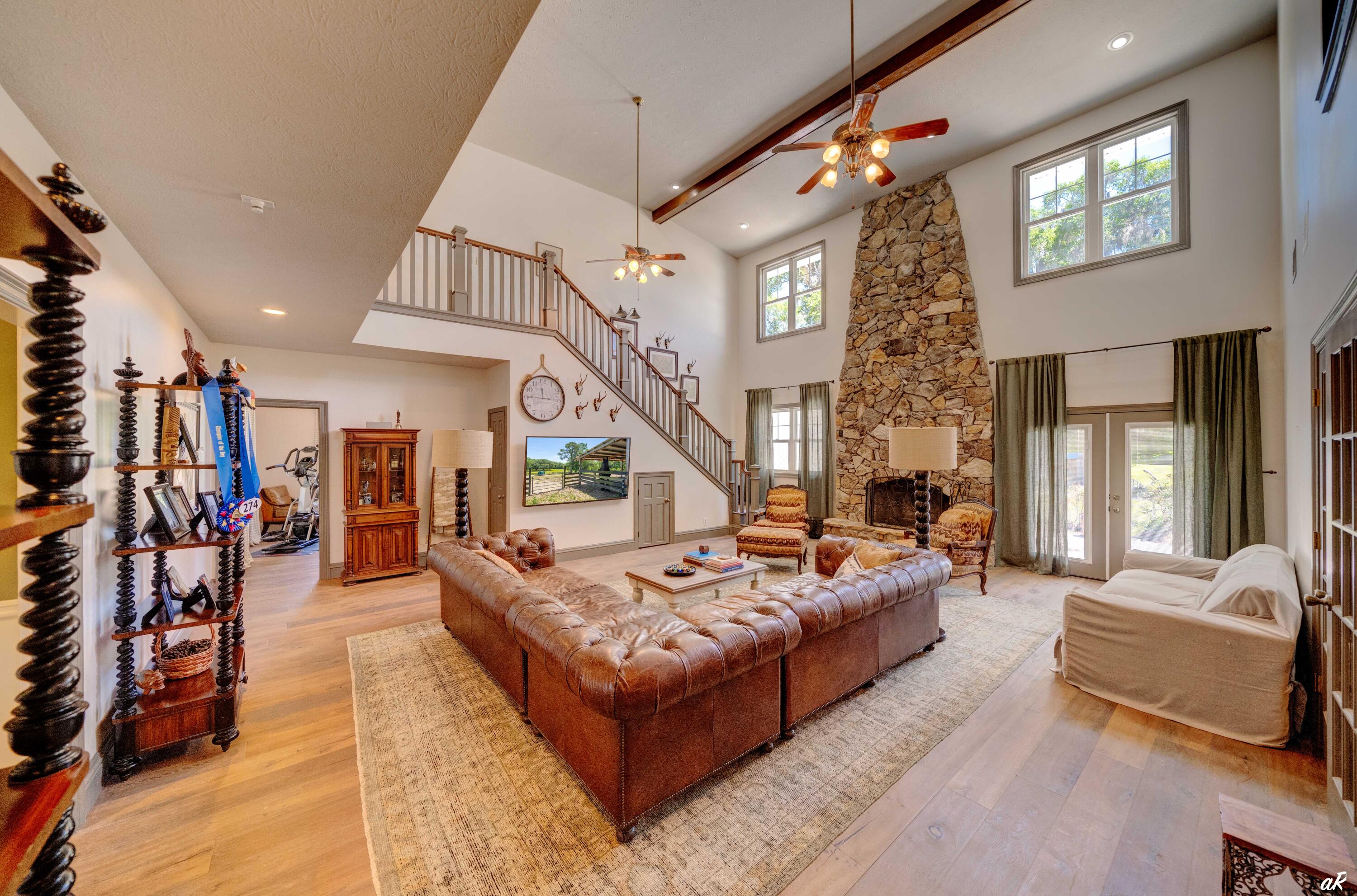 2513 Highway 79 Vernon, FL 32462 - Photo 14 of 85 a living room with furniture and a flat screen tv