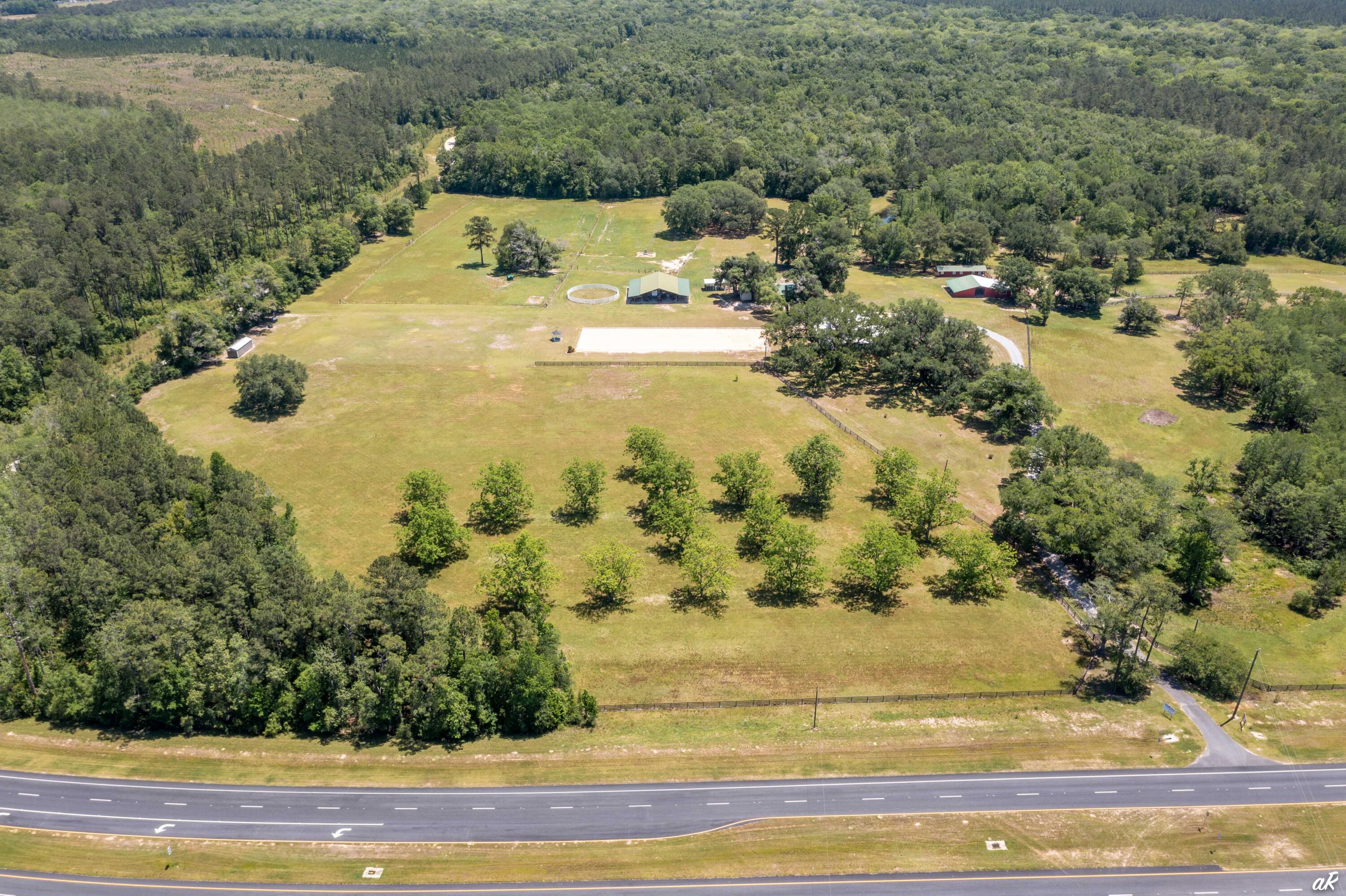 2513 Highway 79 Vernon, FL 32462 - Photo 2 of 85 a view of a yard with an outdoor space