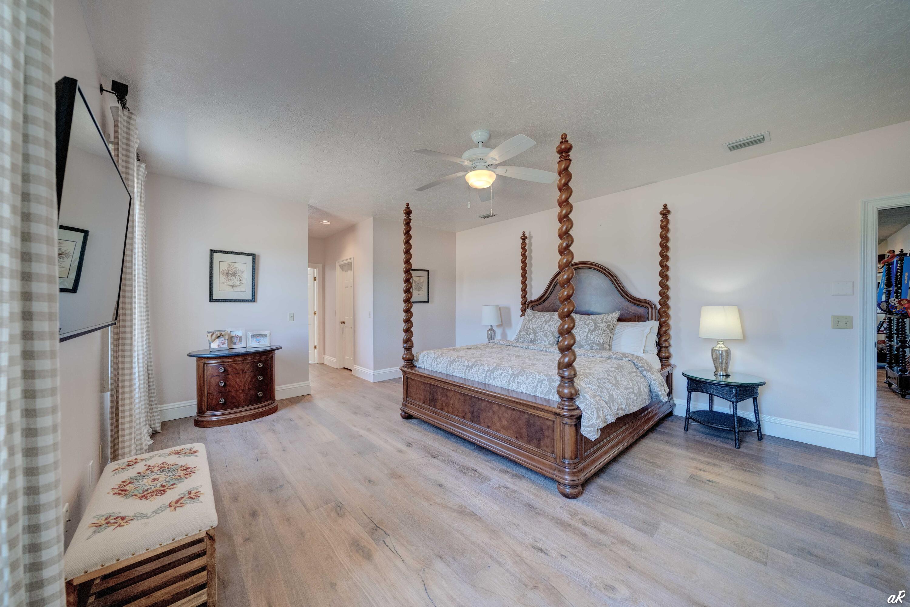 2513 Highway 79 Vernon, FL 32462 - Photo 25 of 85 23 Main Bedroom-2