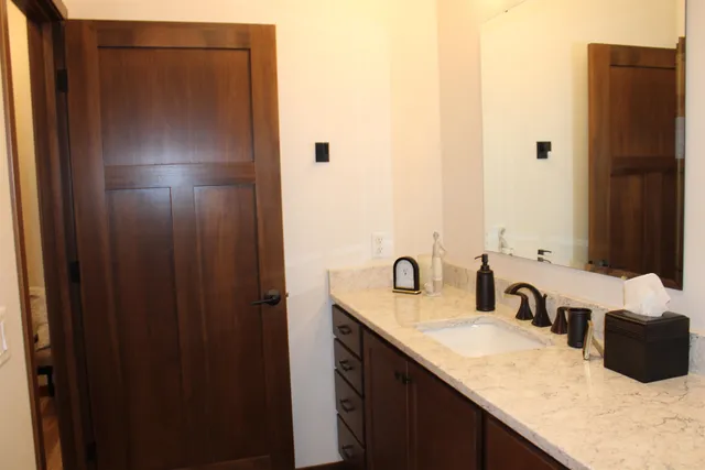 $550,000 | N852 Golf, Unit 5, Prairie du Sac, WI 53578