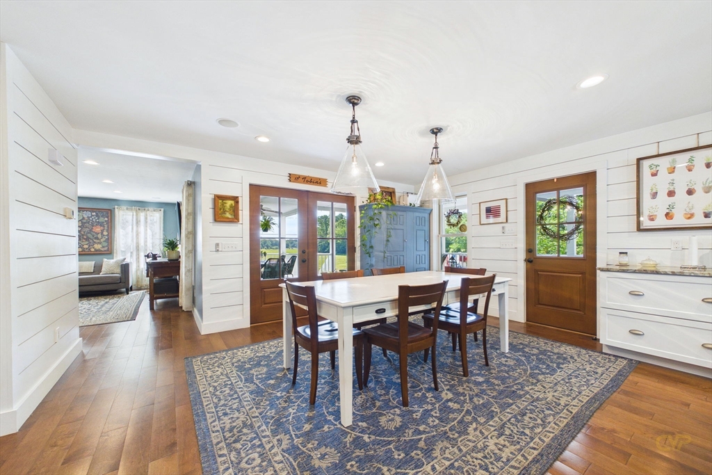 351 County Road Rochester, MA 02576 - Photo 9 of 37