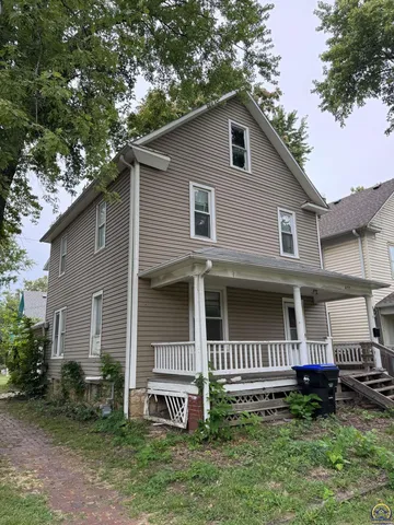 $230,000 | 435 Southwest Western Avenue, Topeka, KS 66606