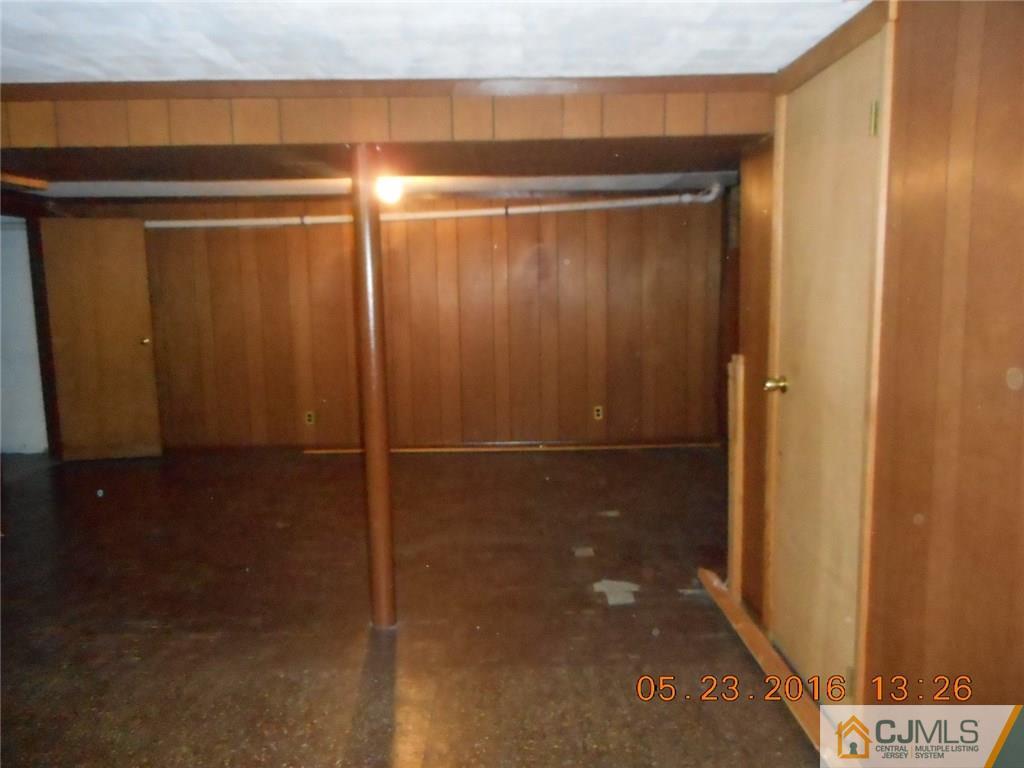 160 Princeton Road Old Bridge, NJ 08859 - Photo 18 of 21 a view of elevator