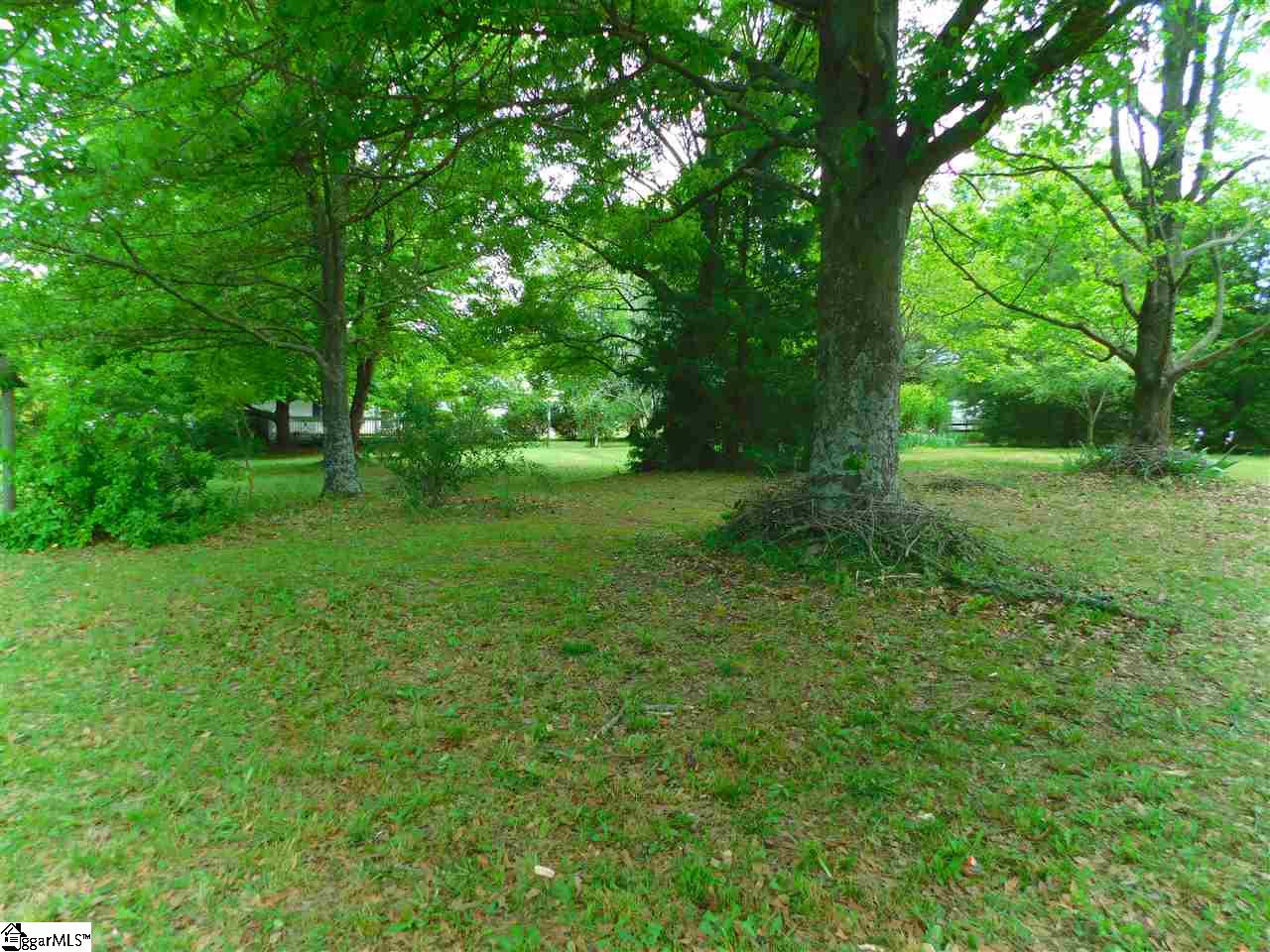 421 Happy Valley Road Fountain Inn, SC 29644 - Photo 2 of 15 Gallery Image 2