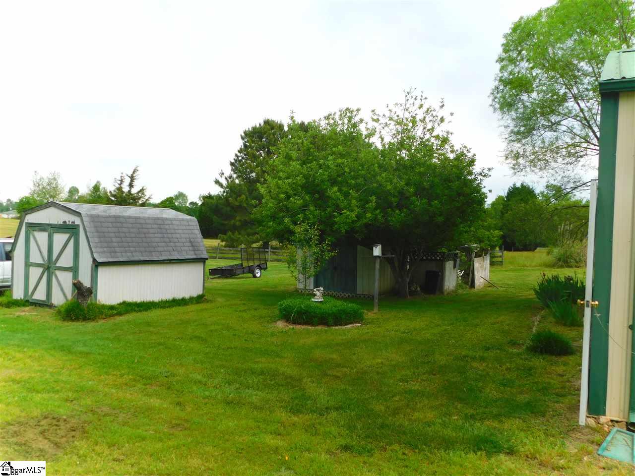 421 Happy Valley Road Fountain Inn, SC 29644 - Photo 12 of 15 Gallery Image 12
