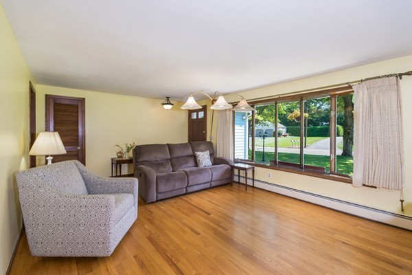 5 Anvill Road Wilbraham, MA 01095 - Photo 4 of 24 Gallery Image 4