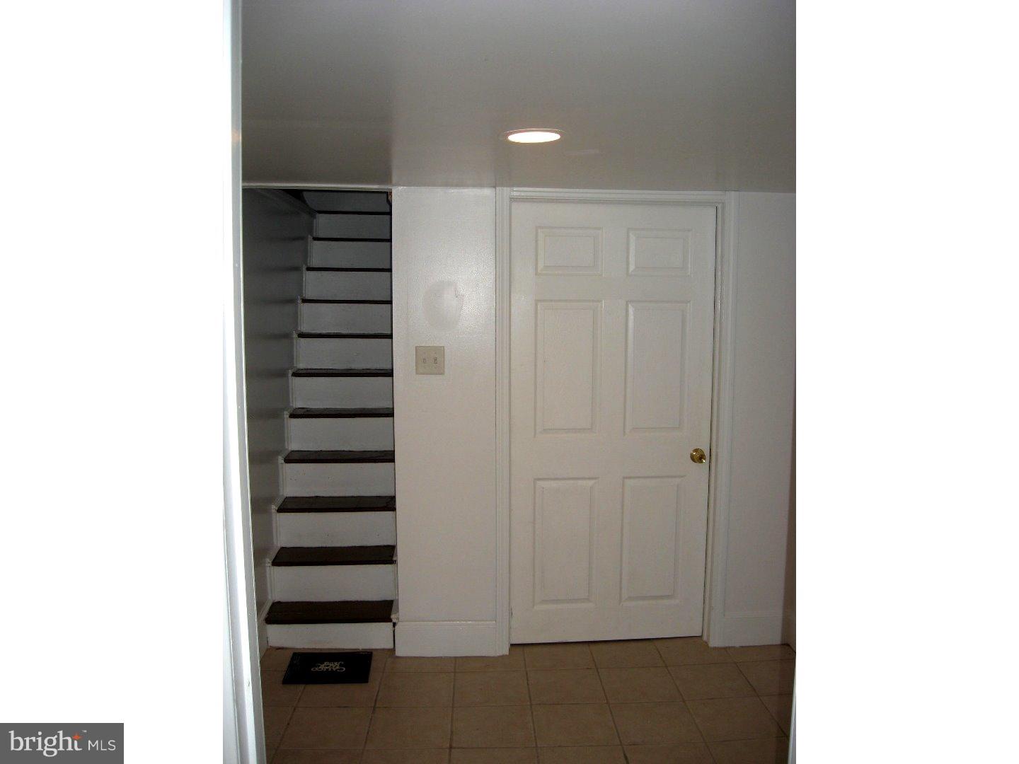 246 Avon Road Upper Darby, PA 19082 - Photo 16 of 22