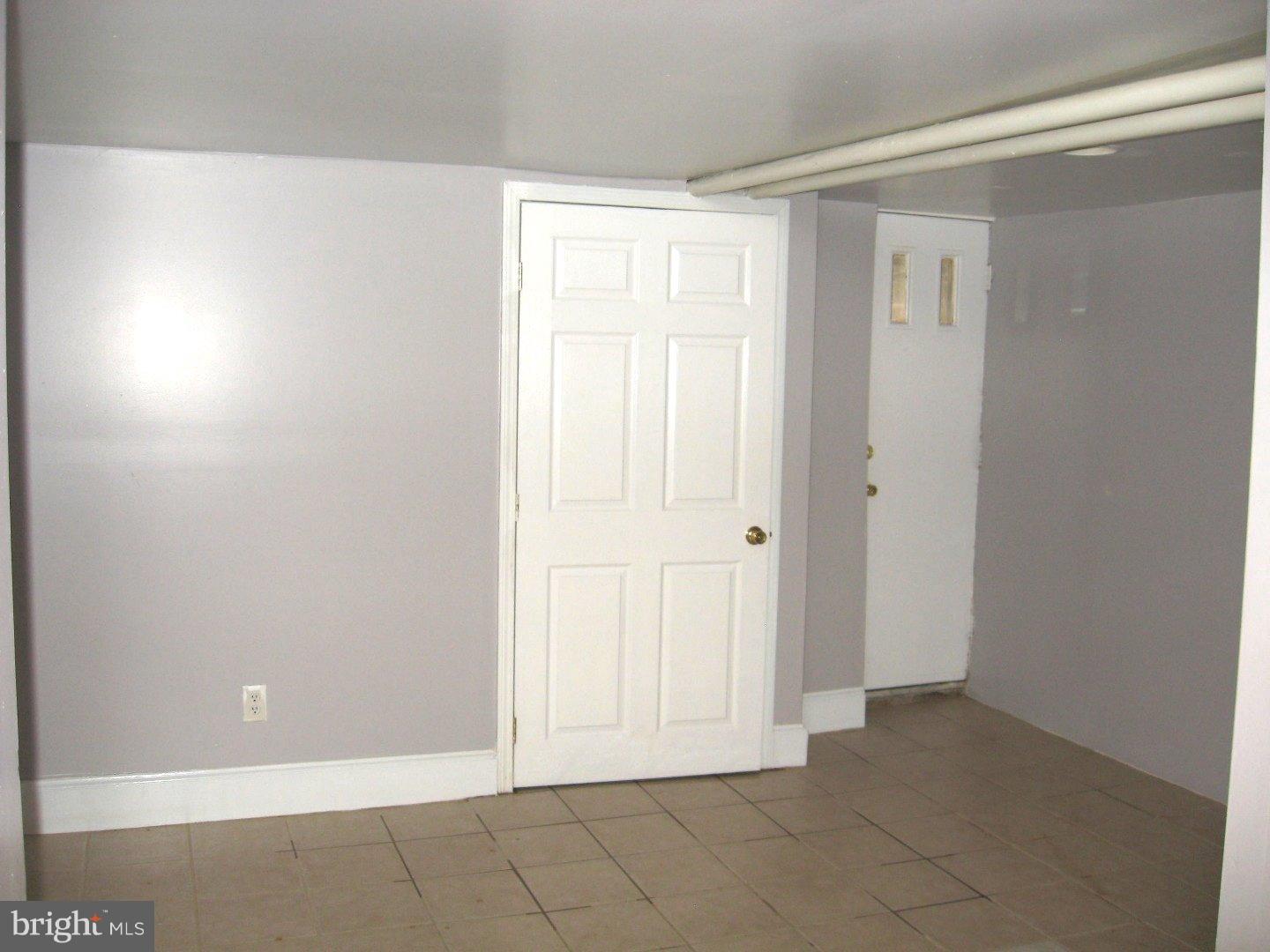 246 Avon Road Upper Darby, PA 19082 - Photo 19 of 22