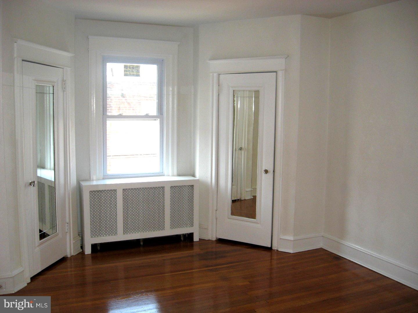 246 Avon Road Upper Darby, PA 19082 - Photo 10 of 22