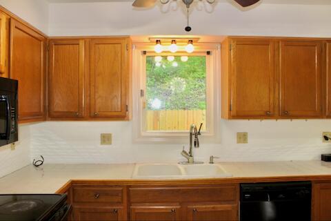 182 Rose Road Newport, VA 24128 - Photo 16 of 69 IMG_7277
