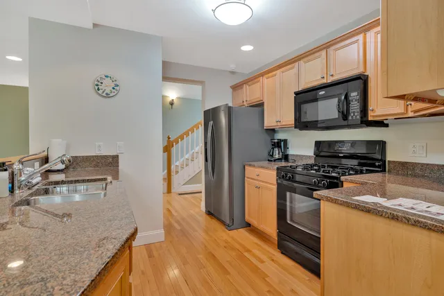 $729,000 | 215 Granite Way, Unit 8B, Hartford, VT 05059