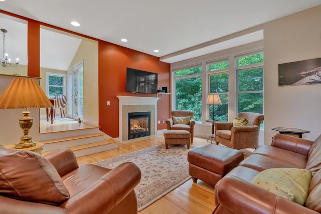 $729,000 | 215 Granite Way, Unit 8B, Hartford, VT 05059