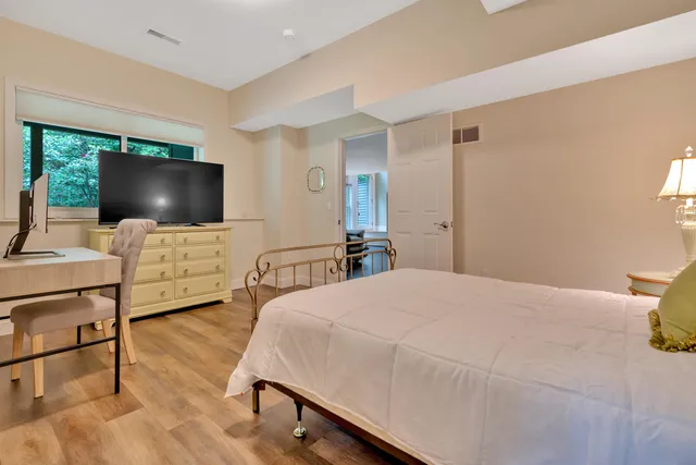 $729,000 | 215 Granite Way, Unit 8B, Hartford, VT 05059