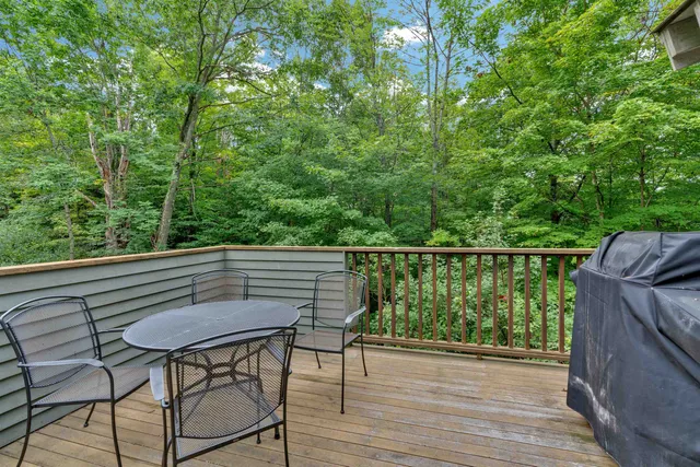 $729,000 | 215 Granite Way, Unit 8B, Hartford, VT 05059