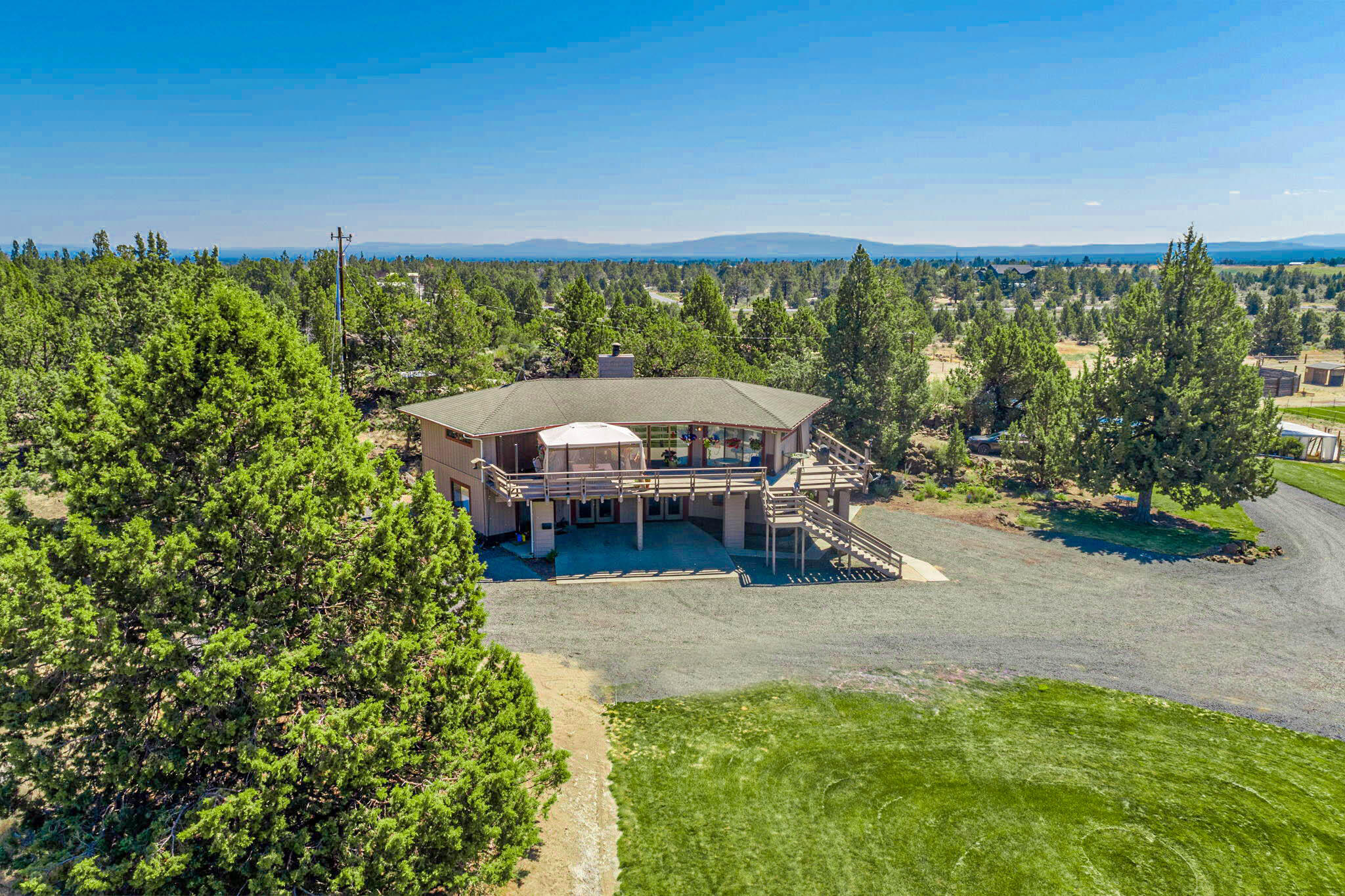61785 Ten Barr Ranch Road Bend, OR 97701 - Photo 52 of 53 Home Exterior