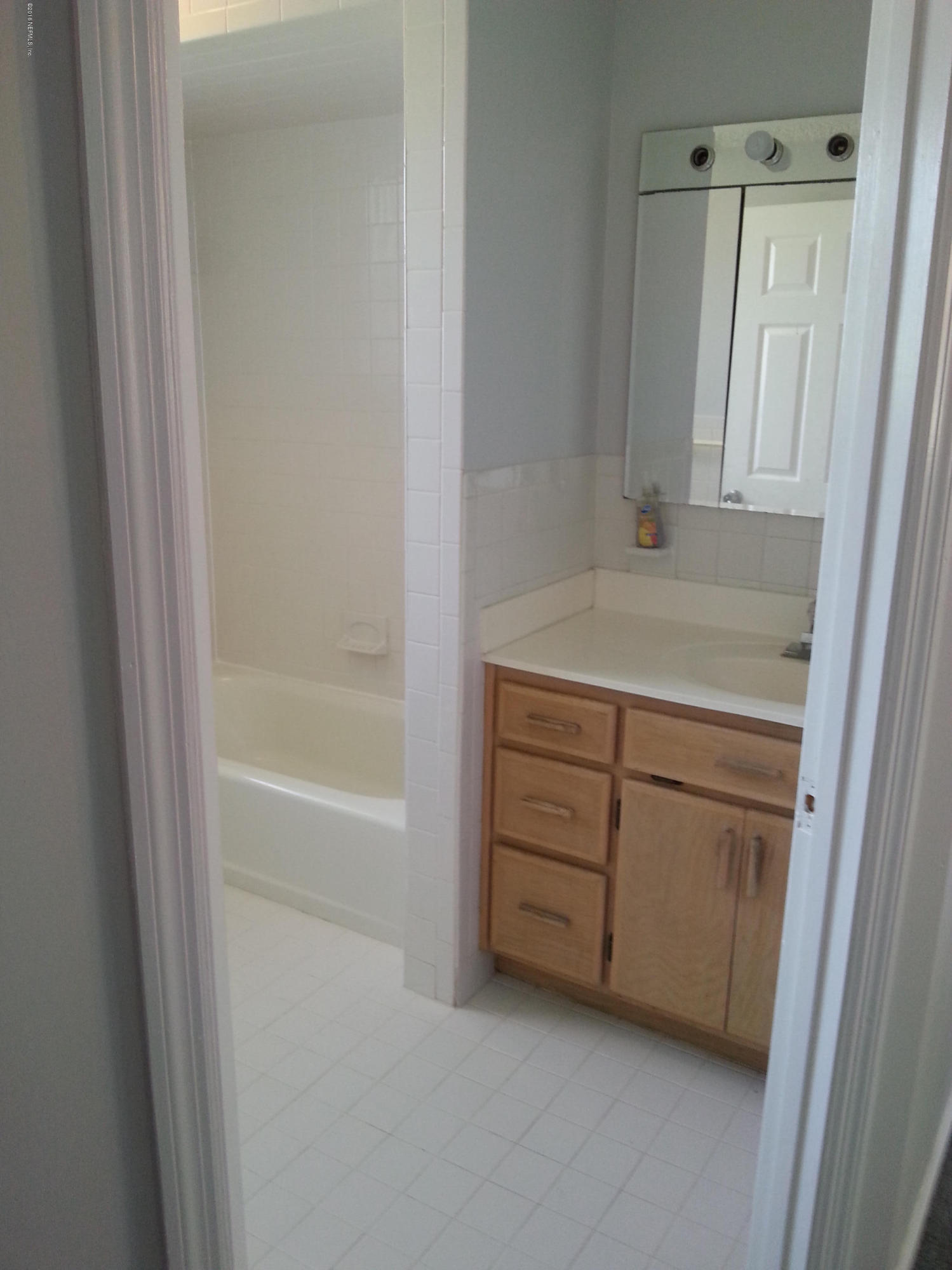 227 Glynlea Road Jacksonville, FL 32216 - Photo 12 of 24 20160902_125436