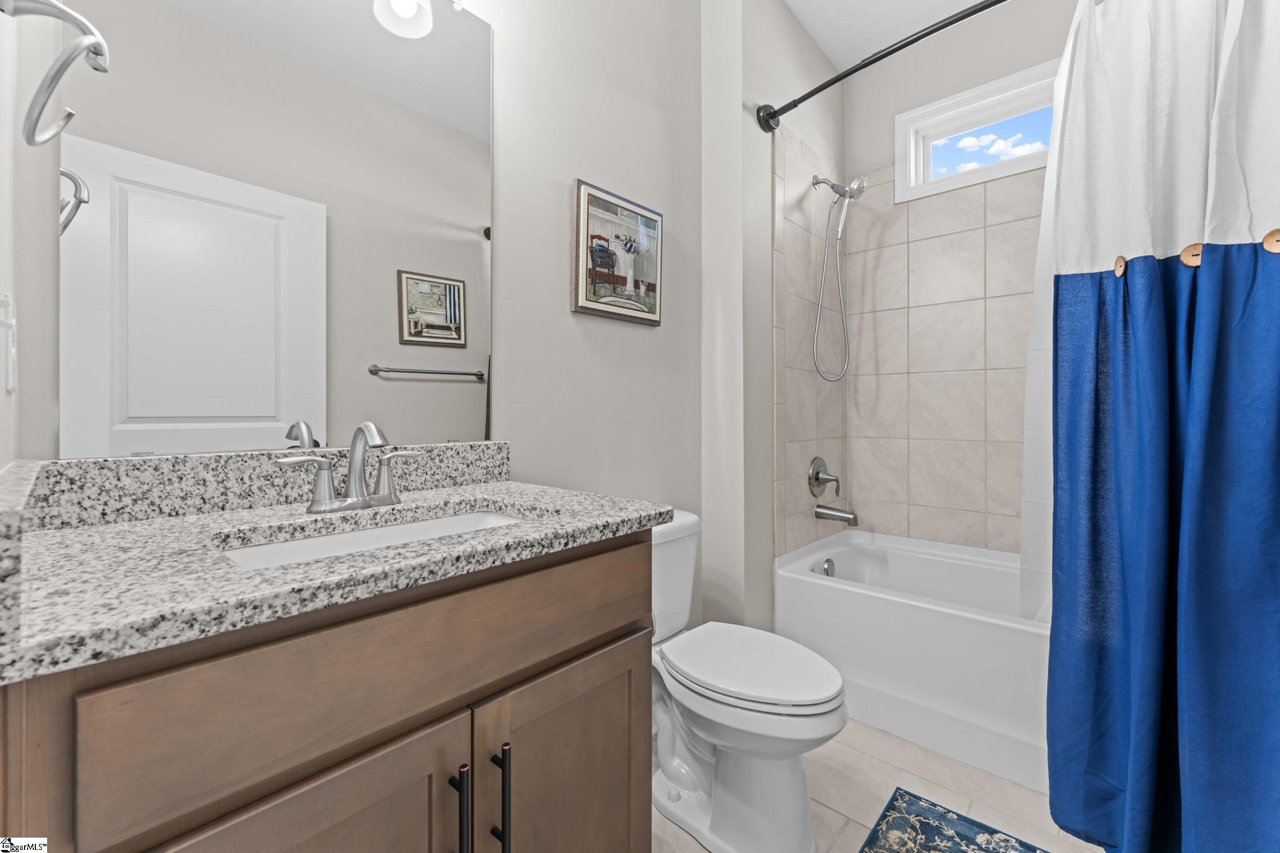 113 Yellow Fox Road Greer, SC 29650 - Photo 7 of 37 Gallery Image 7