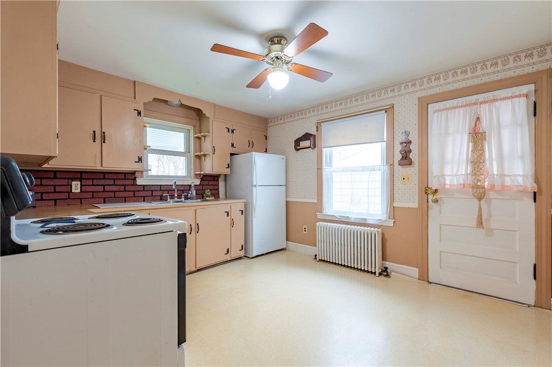 317 Abbot Run Valley Road Cumberland, RI 02864 - Photo 8 of 30 Gallery Image 8