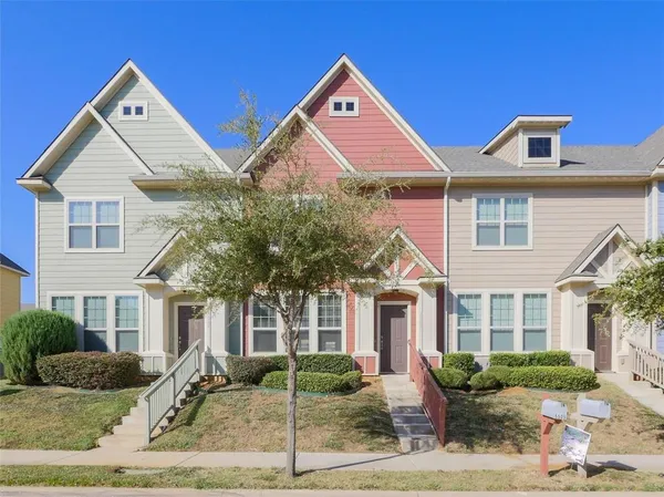 $1,695 | 5421 Dolores Place, Denton, TX 76208