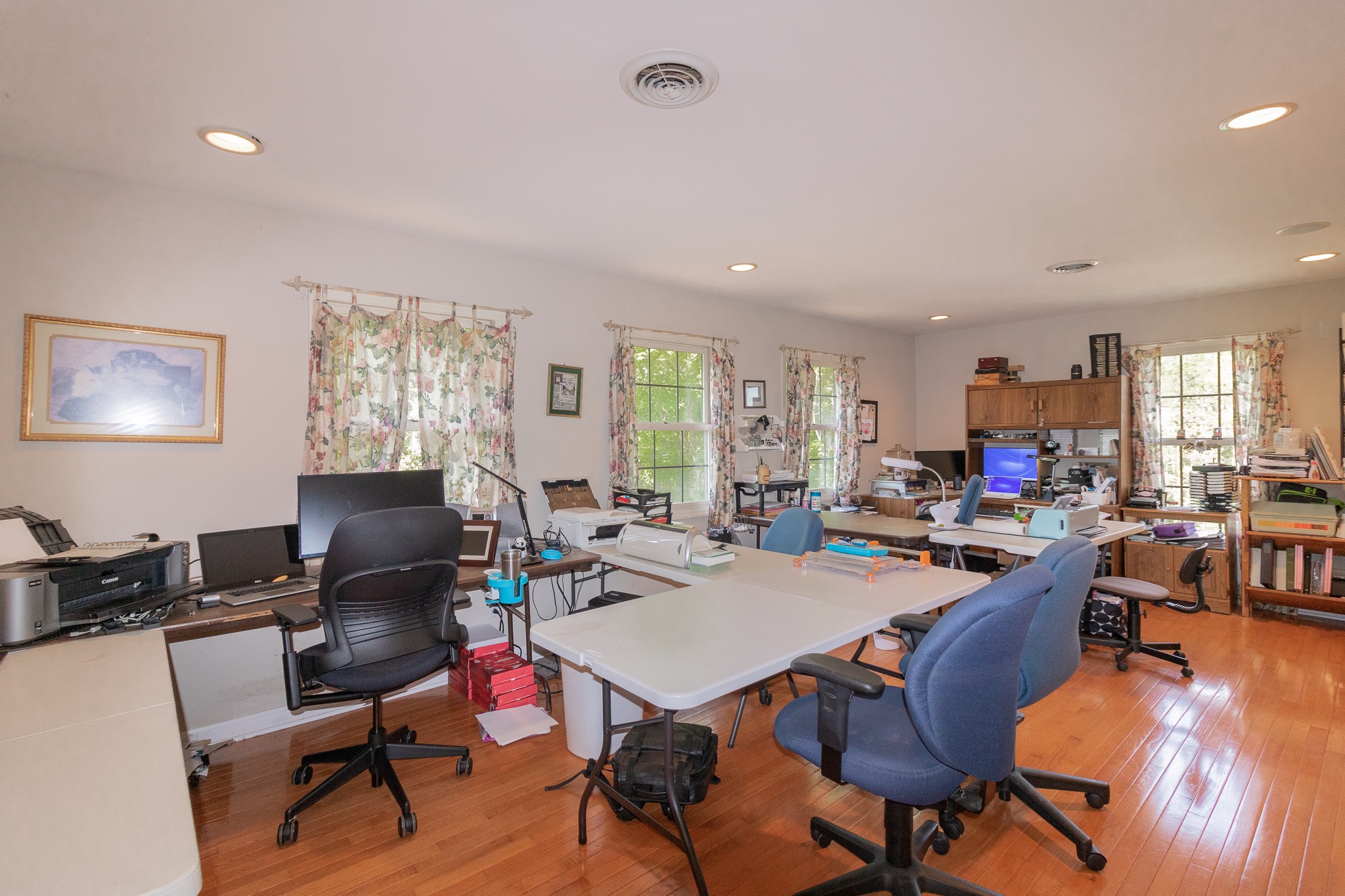2654 Henry Gower Road Pleasant View, TN 37146 - Photo 29 of 49 a view of a workspace with furniture and a livingroom