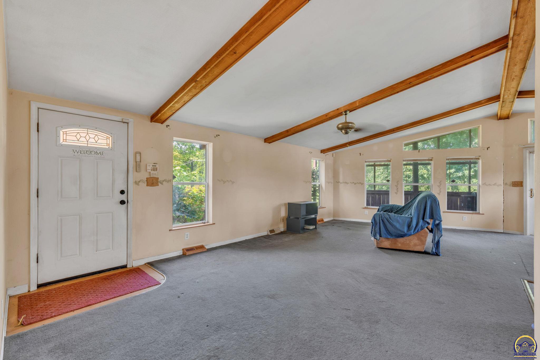 10035 West Lake Road Ozawkie, KS 66070 - Photo 12 of 64 Gallery Image 12