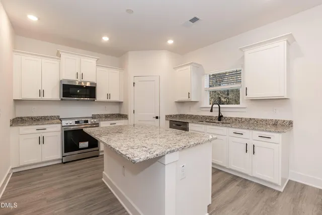 $355,900 | 336 New Twin Br Court, Smithfield, NC 27577