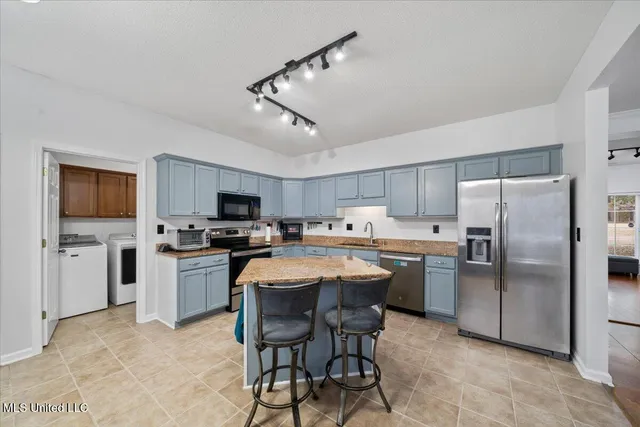 $409,900 | 3458 Marcia Louise Drive, Southaven, MS 38672