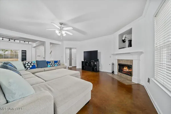 $399,900 | 3458 Marcia Louise Drive, Southaven, MS 38672