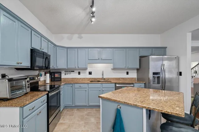 $409,900 | 3458 Marcia Louise Drive, Southaven, MS 38672