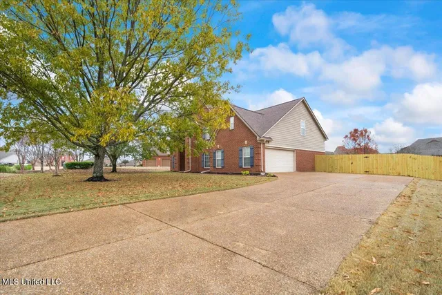 $409,900 | 3458 Marcia Louise Drive, Southaven, MS 38672