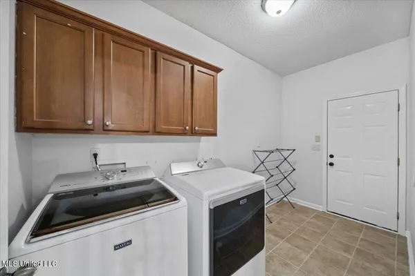 $399,900 | 3458 Marcia Louise Drive, Southaven, MS 38672