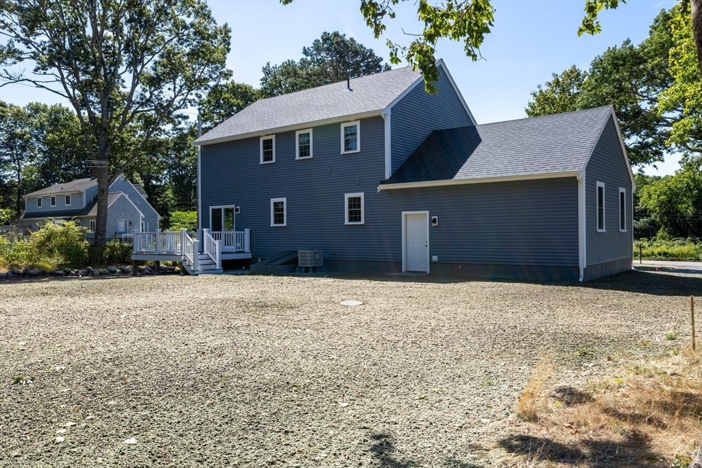 65 Great Neck Road Wareham, MA 02571 - Photo 6 of 41
