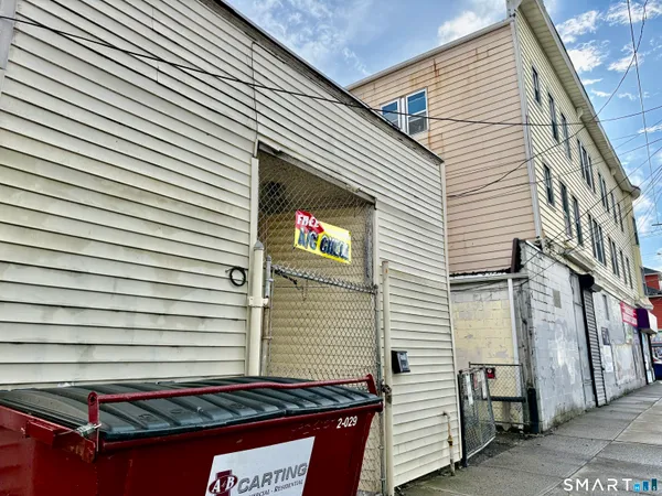 $1,550,000 | 1368-1370 East Main Street, Bridgeport, CT 06608