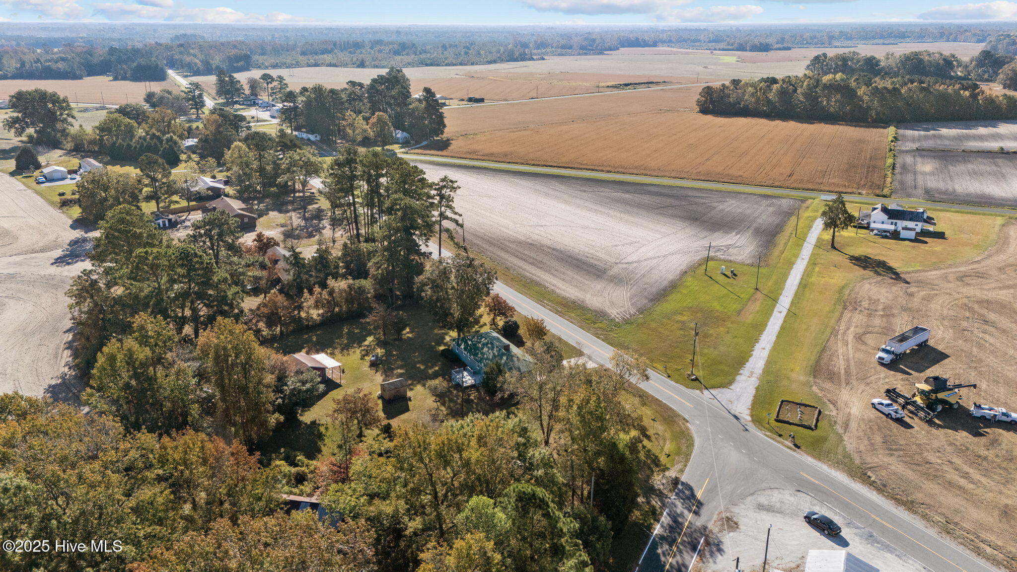 10827 County Home Road Ayden, NC 28513 - Photo 17 of 55 17-web-or-mls-DJI_20251022095524_0151_D