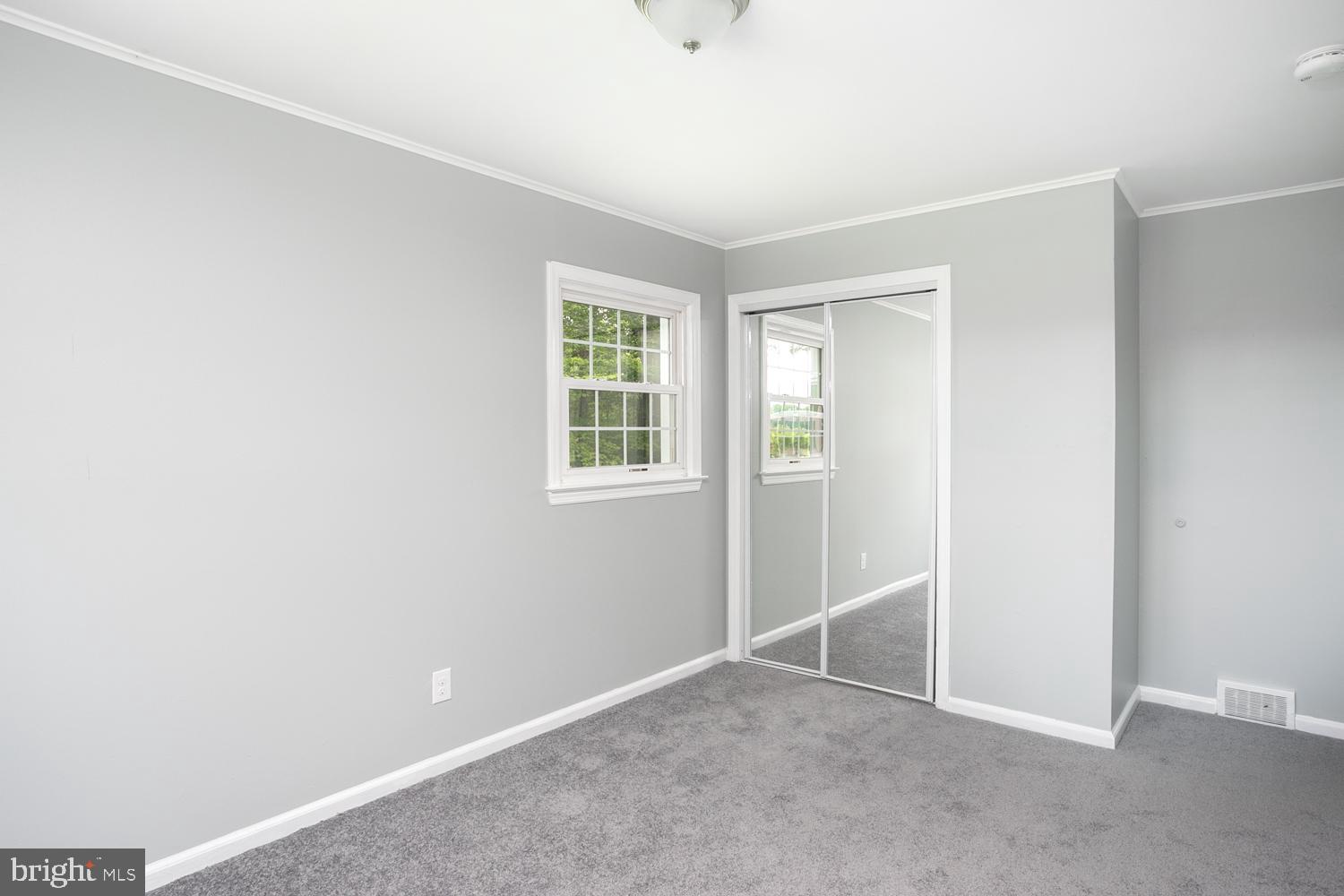 309 Ellisdale Road Chesterfield, NJ 08515 - Photo 18 of 31