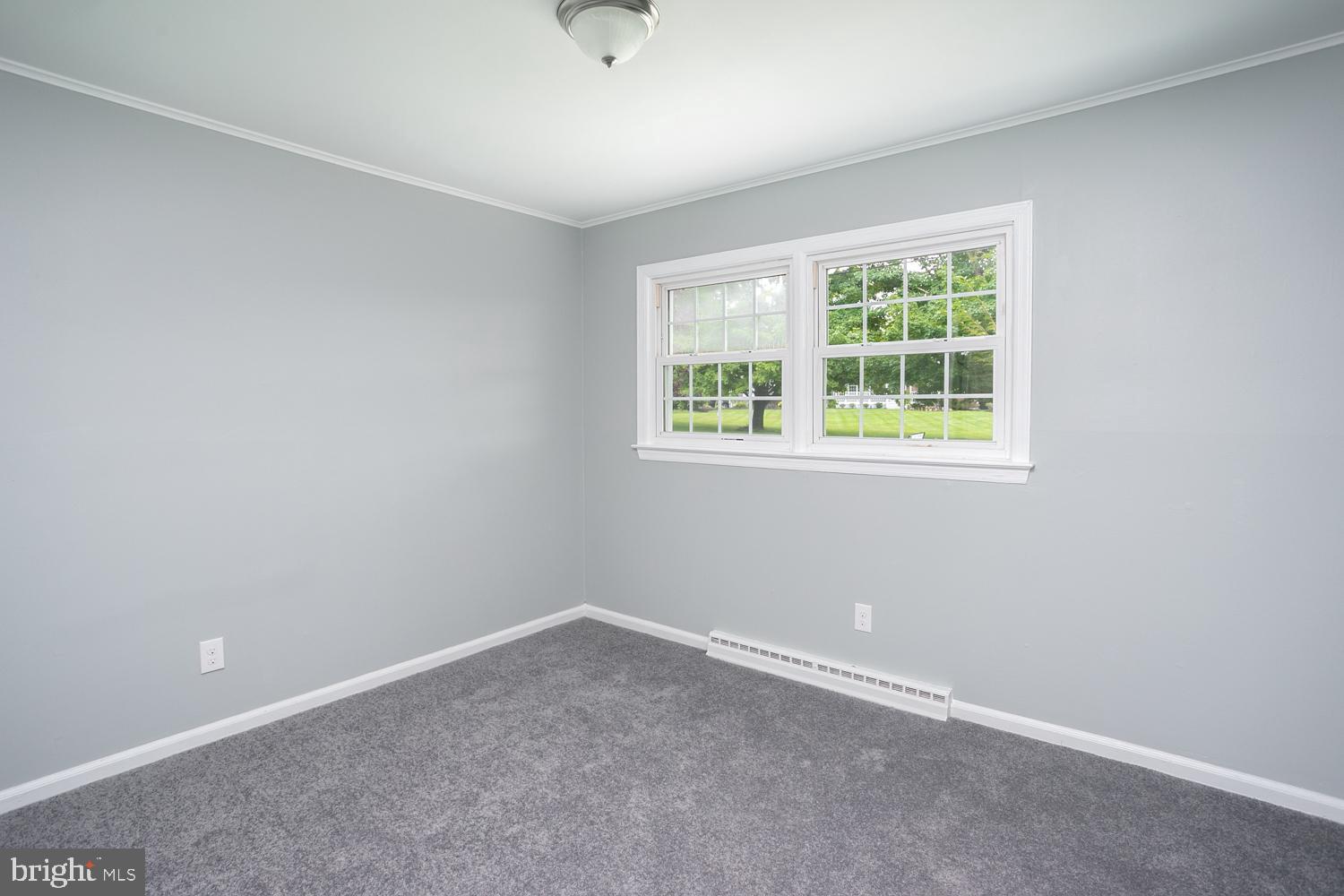 309 Ellisdale Road Chesterfield, NJ 08515 - Photo 19 of 31