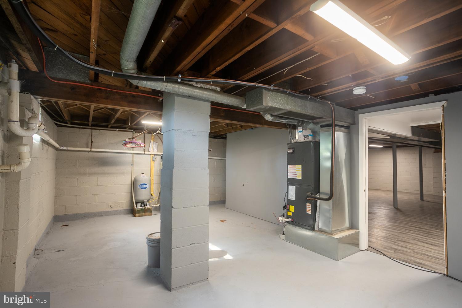 309 Ellisdale Road Chesterfield, NJ 08515 - Photo 25 of 31