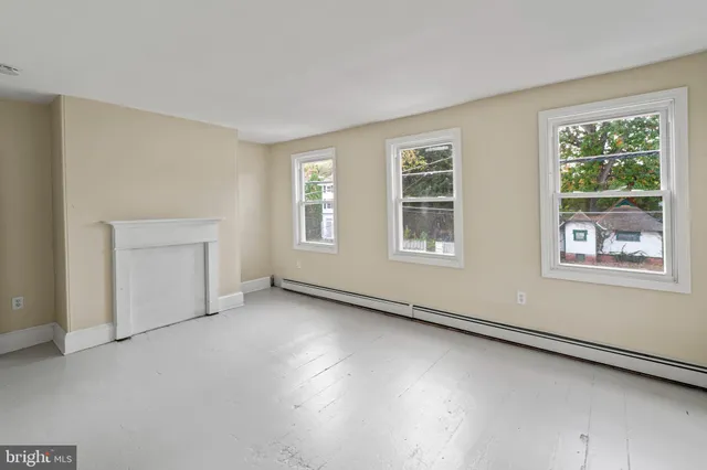 $145,000 | 264 East Broadway, Salem, NJ 08079