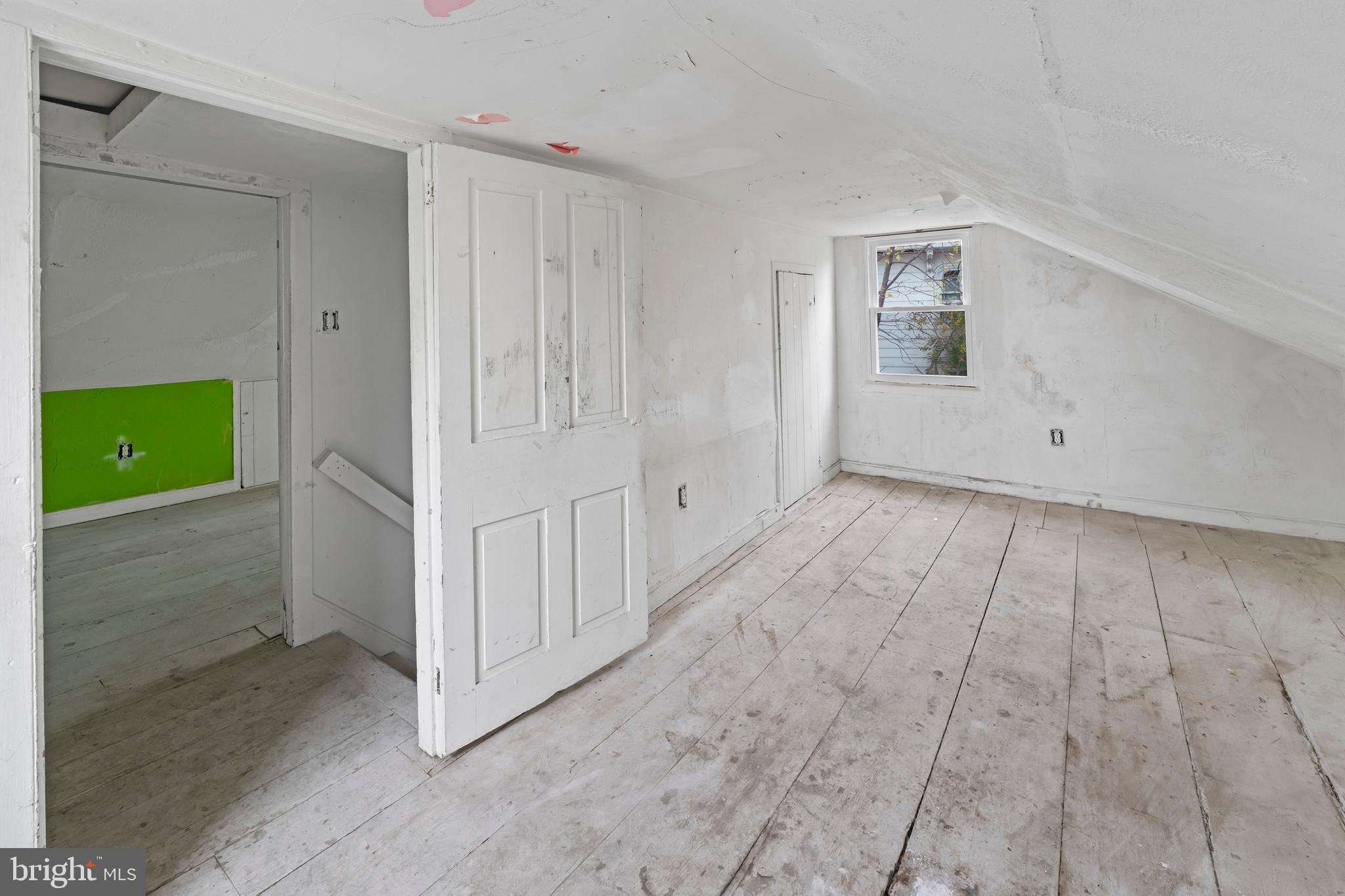 264 East Broadway Salem, NJ 08079 - Photo 39 of 51 a view of an empty room with a window