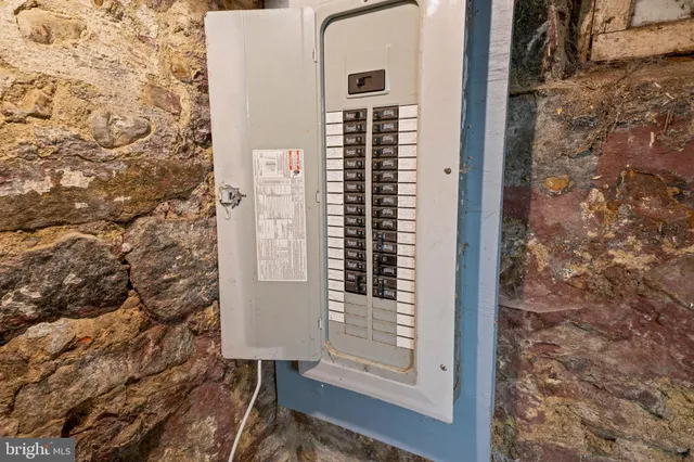 $145,000 | 264 East Broadway, Salem, NJ 08079