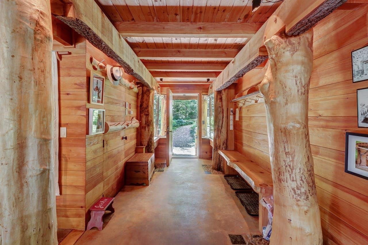 190 Upper Pines Road Warren, VT 05674 - Photo 4 of 55