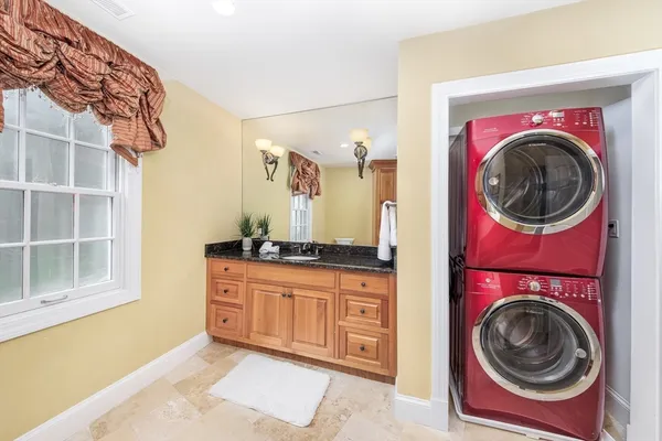 $4,388,000 | 568 Wellesley Street, Weston, MA 02493