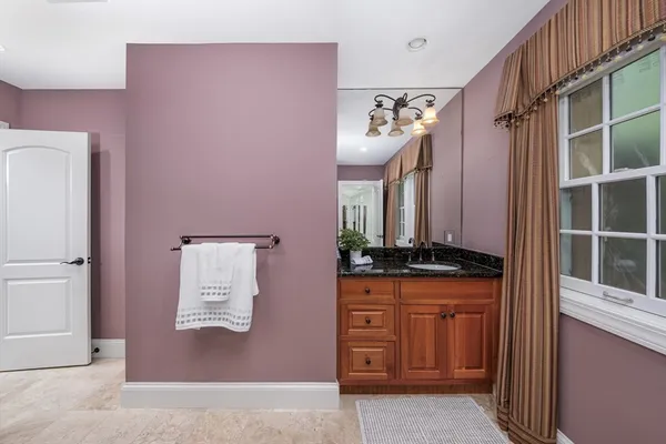 $4,388,000 | 568 Wellesley Street, Weston, MA 02493