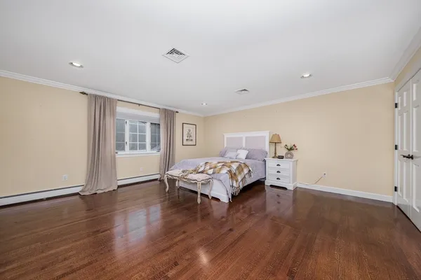 $4,388,000 | 568 Wellesley Street, Weston, MA 02493