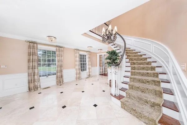 $4,388,000 | 568 Wellesley Street, Weston, MA 02493