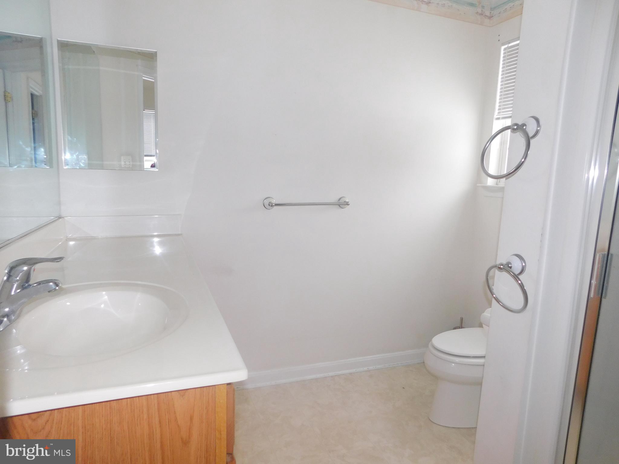 337 Bruaw Drive York, PA 17406 - Photo 13 of 23