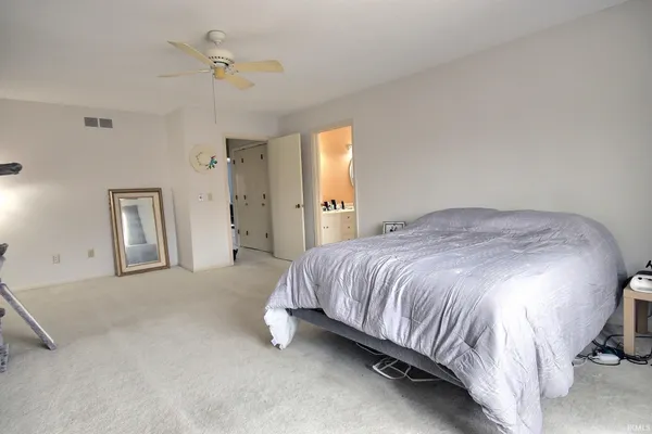 $299,900 | 6736 Covington Creek Trail, Fort Wayne, IN 46804