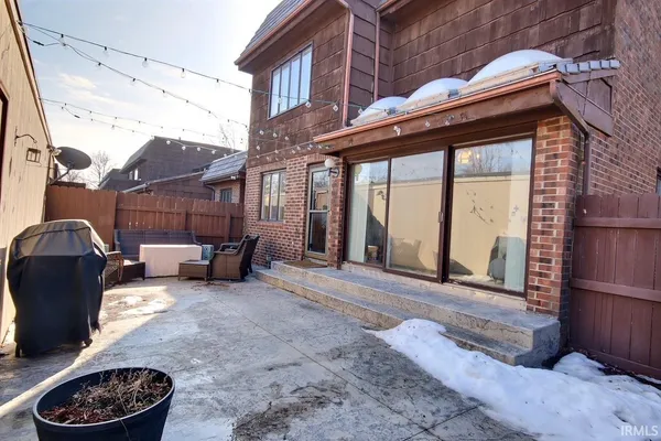 $299,900 | 6736 Covington Creek Trail, Fort Wayne, IN 46804