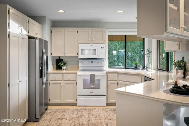 $369,900 | 101 North 48th Avenue, Unit 38, Yakima, WA 98908