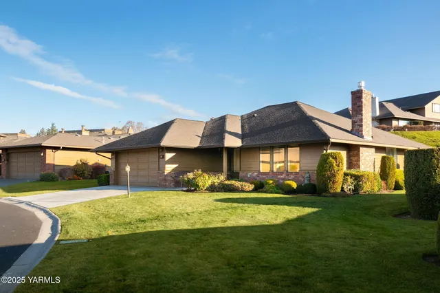 $369,900 | 101 North 48th Avenue, Unit 38, Yakima, WA 98908